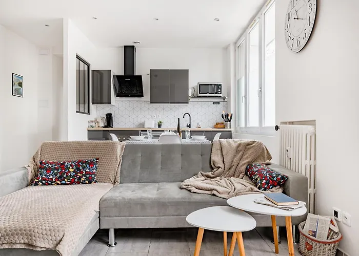 Le Steel-Appart Cosy-Parking-Wifi-Netflix
